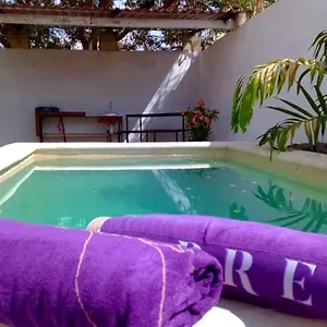 Habitación en casa particular Casa La Huerta Habitación Privada Con Alberca, Mérida
